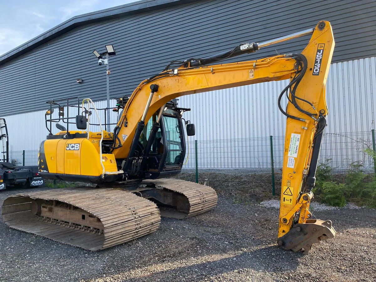 2015 JCB JS130 LGP BogMaster - MULLANS - Image 1