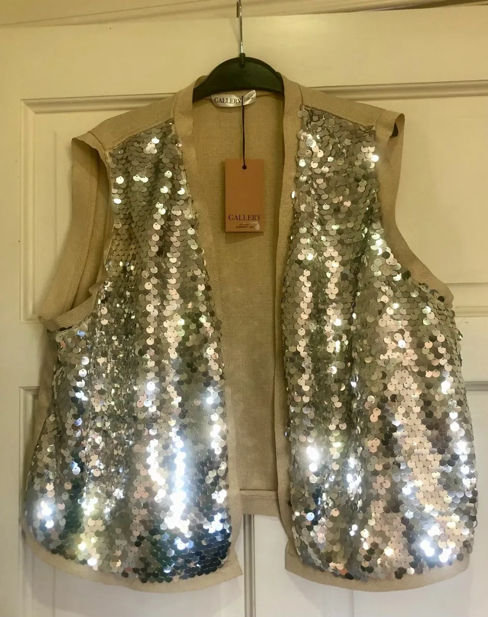 Dress & Waistcoat - Image 2