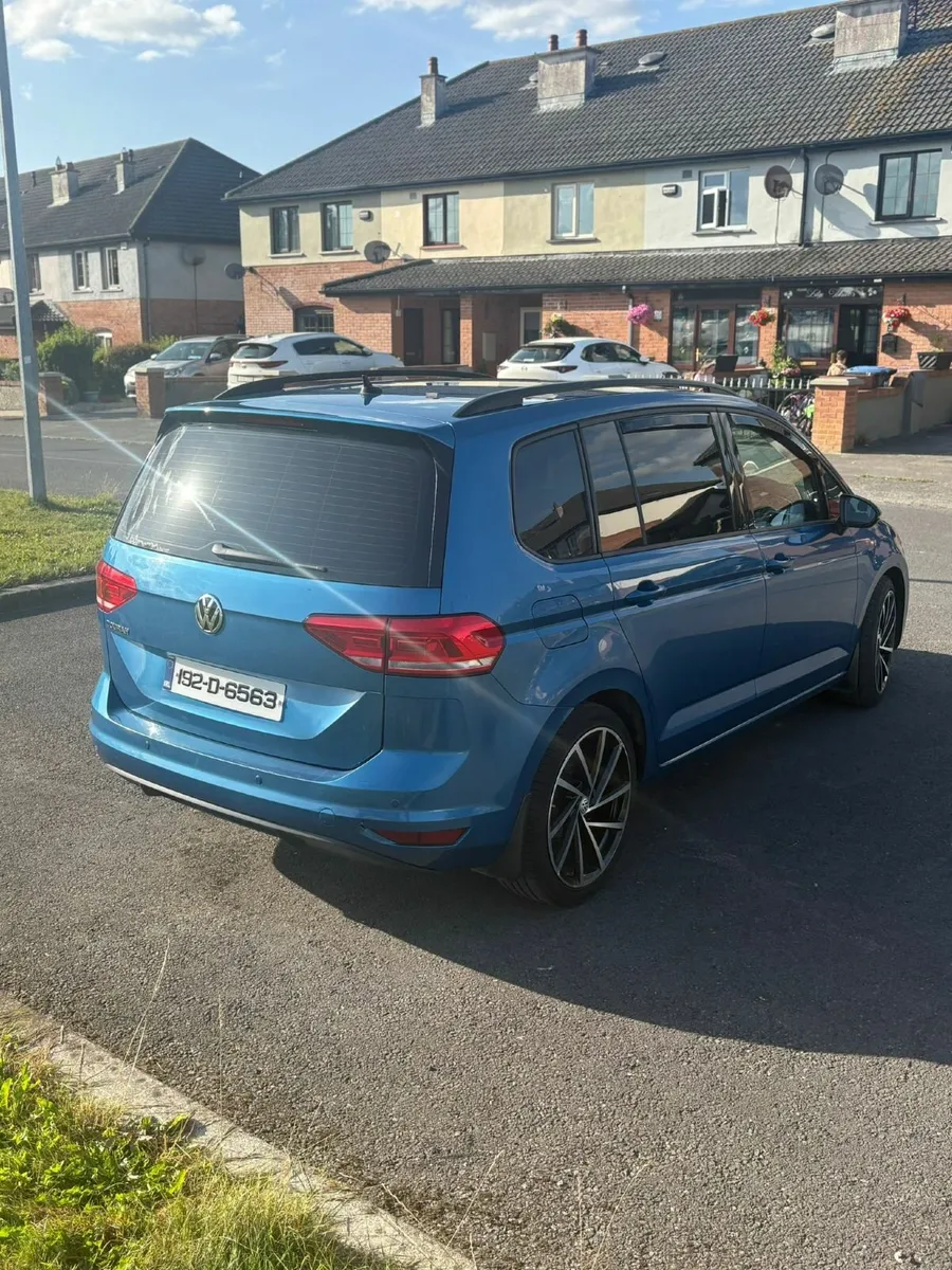 Volkswagen Touran 2019 - Image 4