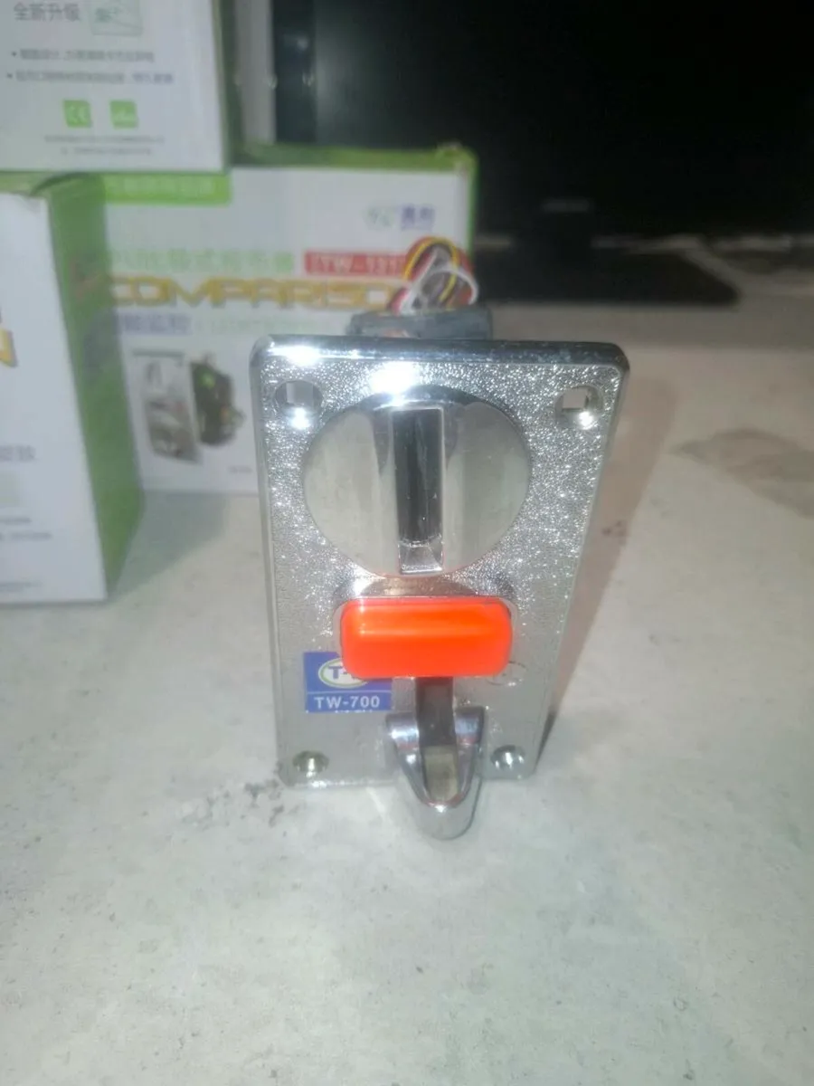 Coin mechanism - Image 2