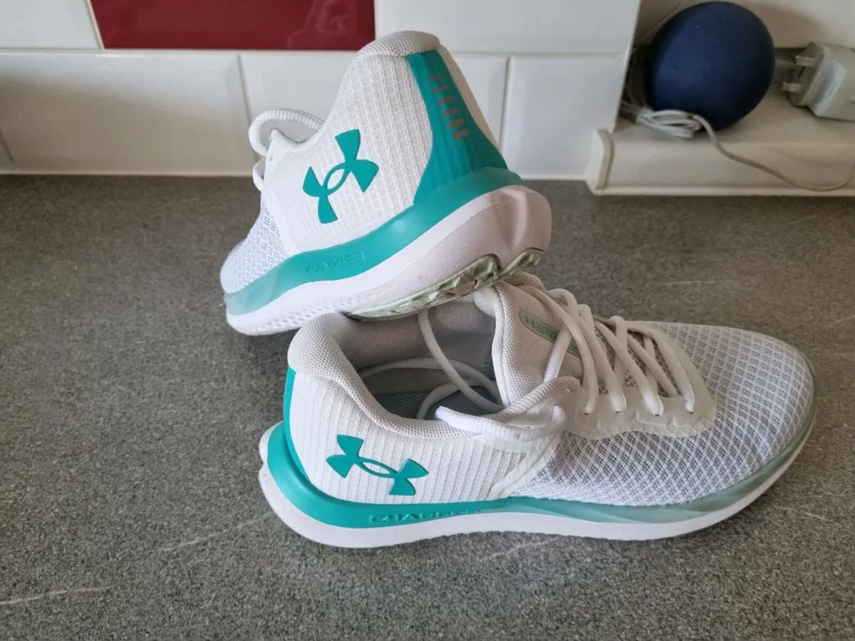 Under armour runners - Image 2