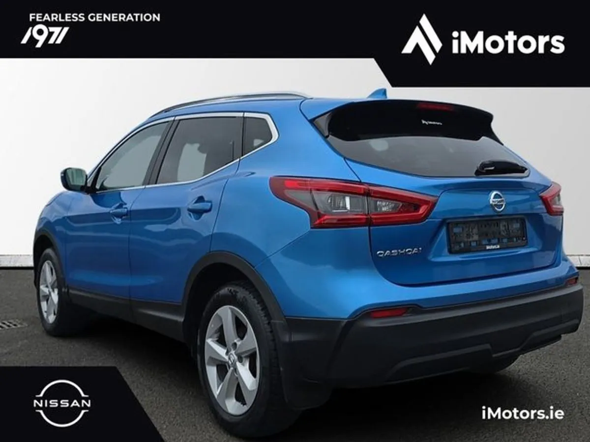 Nissan QASHQAI 1.5 SV 18 4DR - Image 2