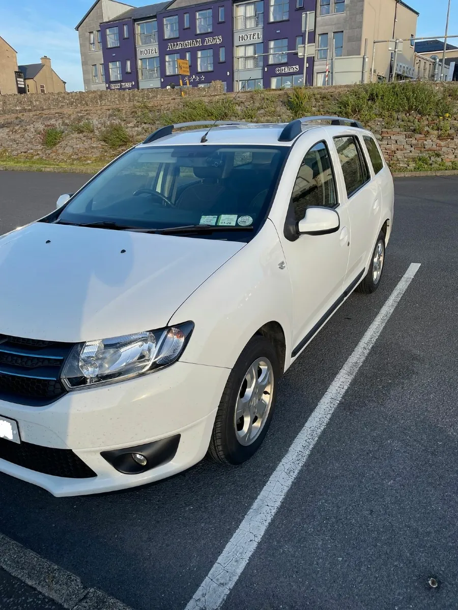 Dacia Logan 2016 -  **1100 KM to a Tank of Fuel !* - Image 2