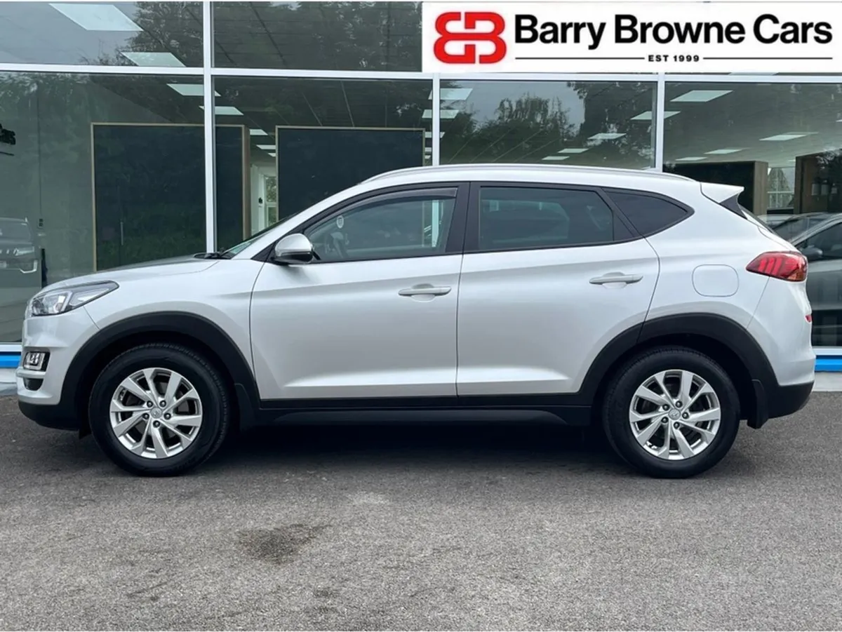 Hyundai Tucson Ix35 Executive 5DR - Image 4