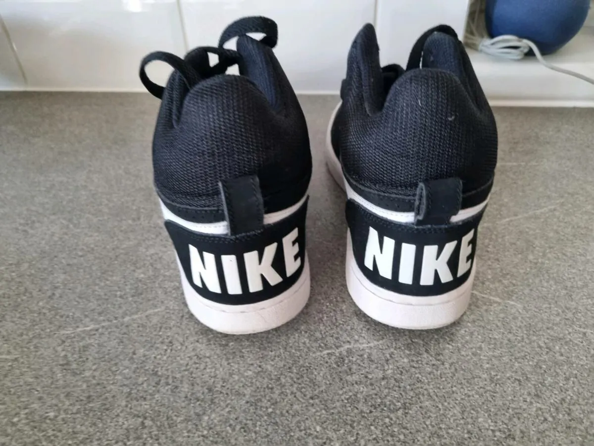 Nike runners - Image 2