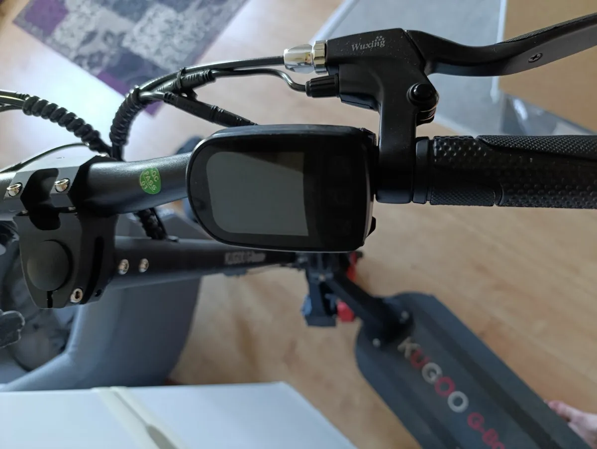 Electric scooter - Image 3