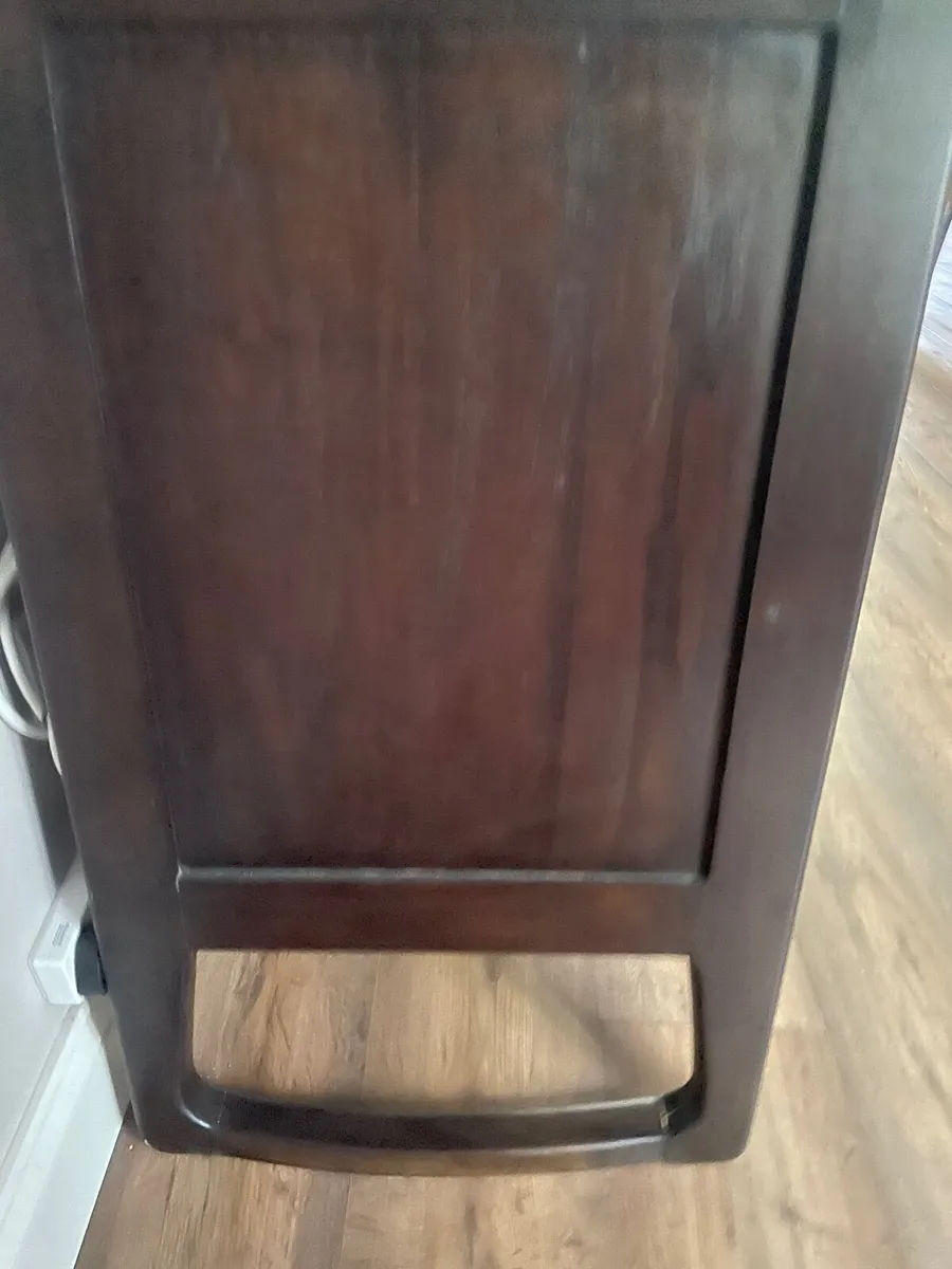 Sideboard - Image 4