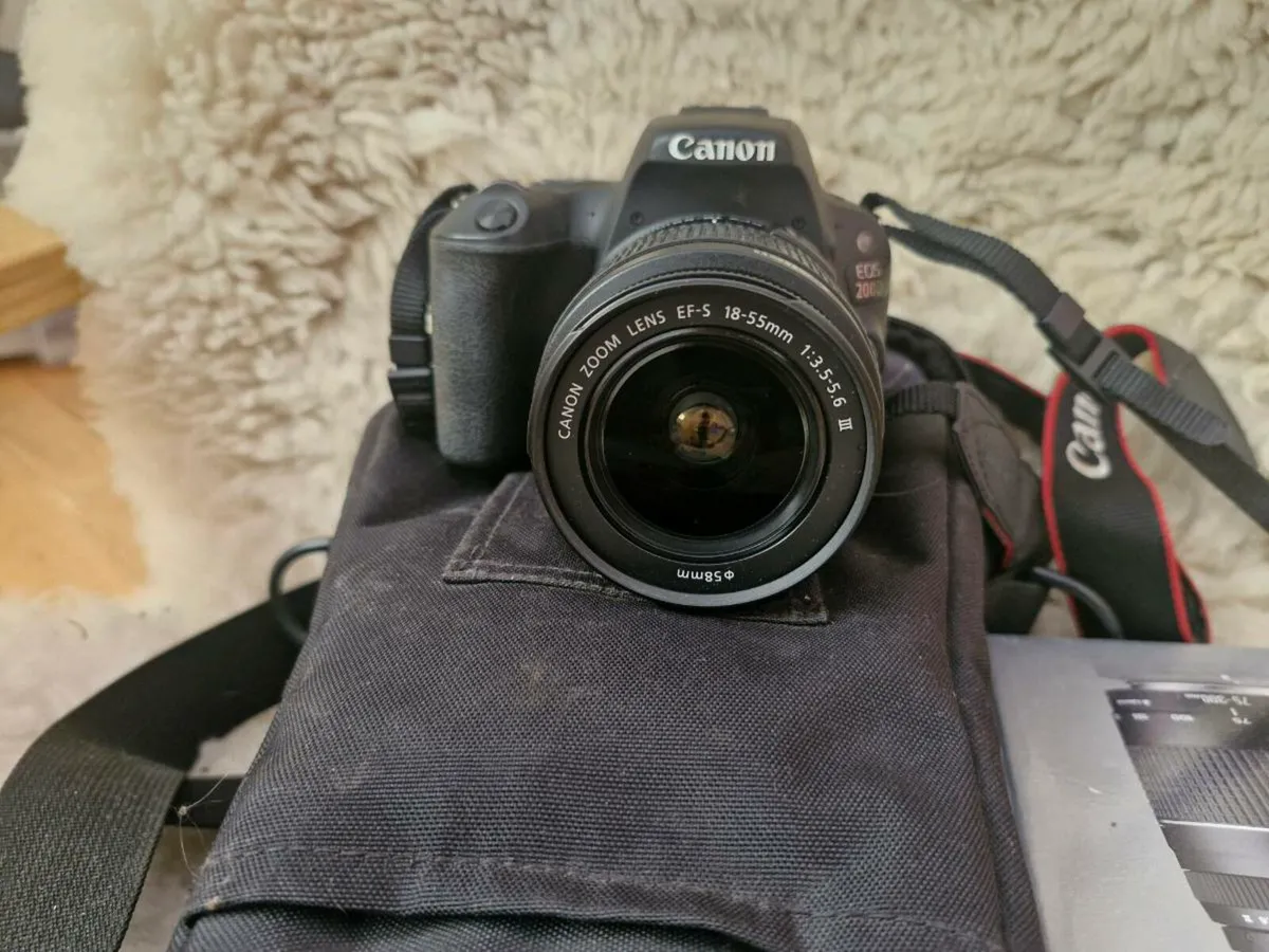 📷 Canon EOS 200D DSLR Camera Kit - Image 3