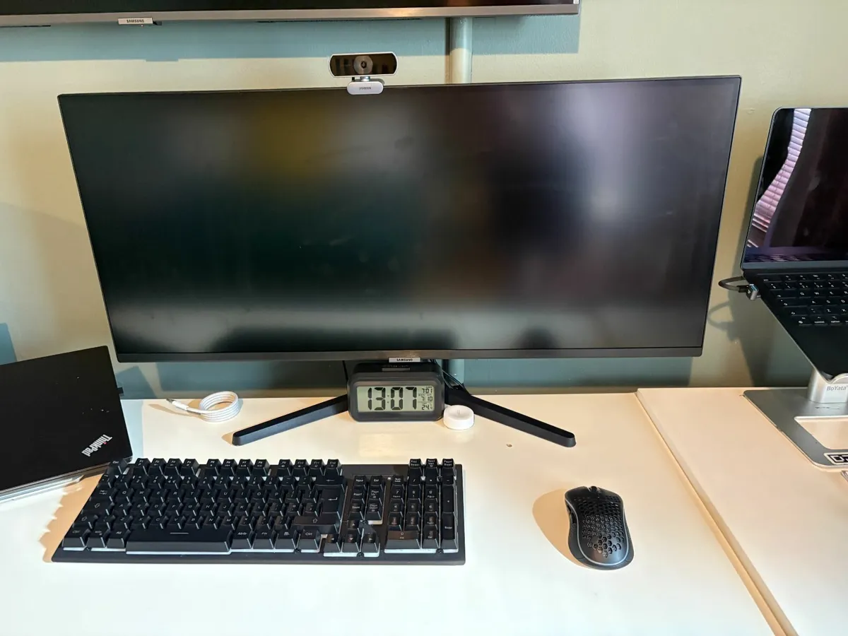 Samsung ViewFinity S5 S50GC - 34" - Image 1