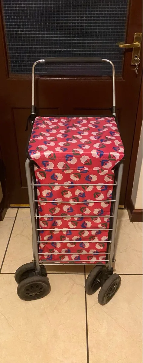 6 Wheel Shopping Trolley with New Bag - Image 4