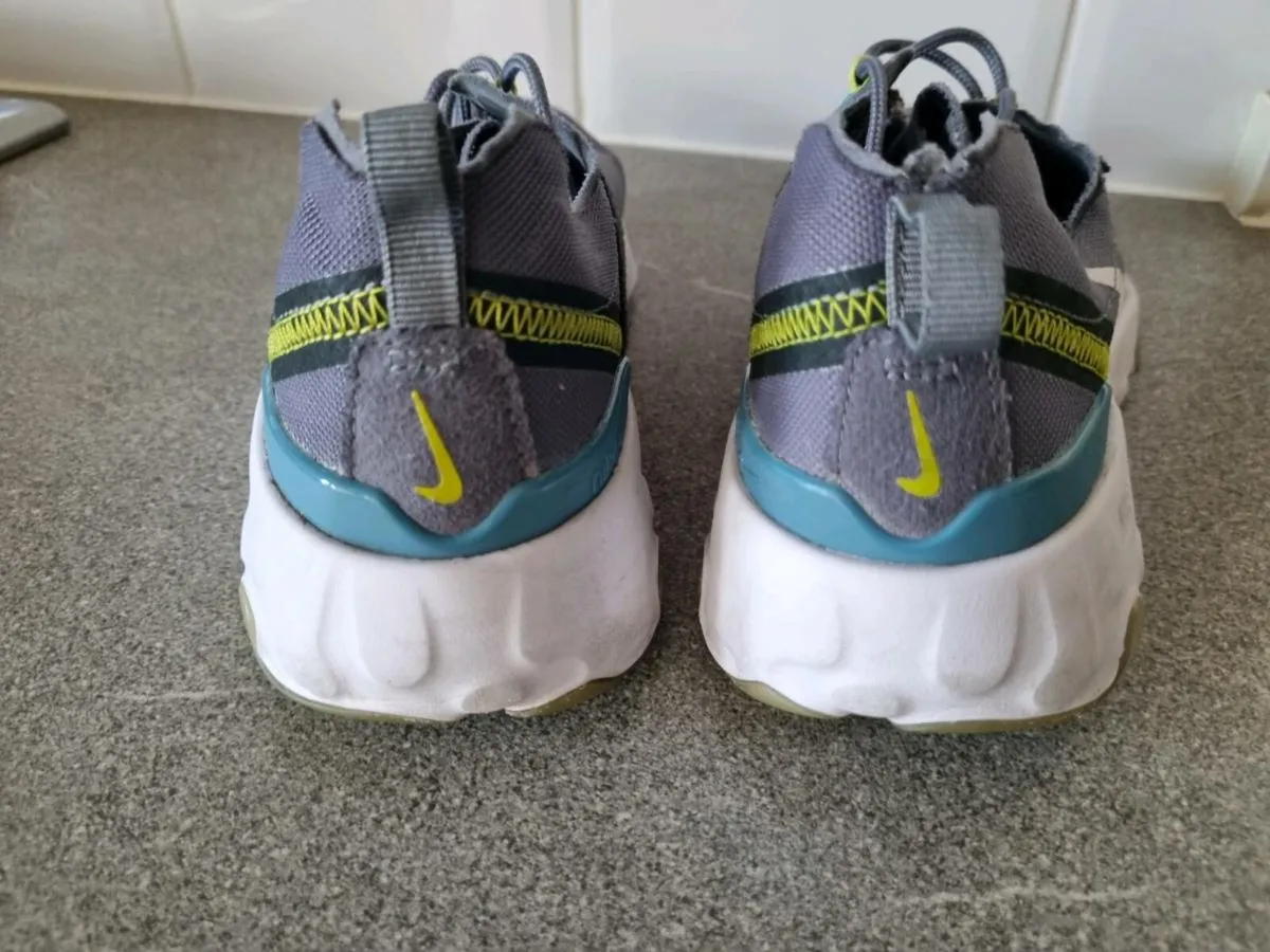 Nike runners - Image 2
