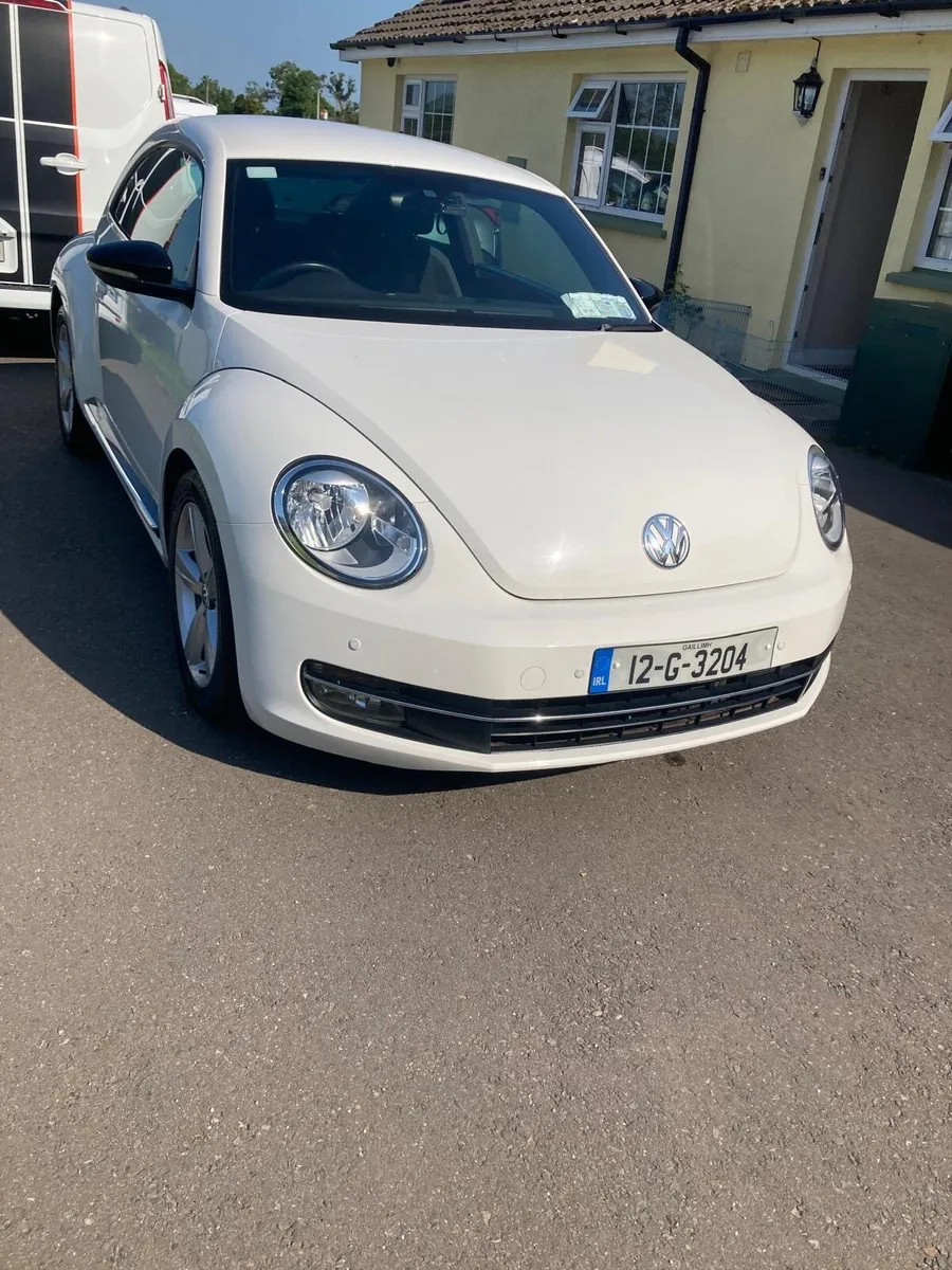 VOLKSWAGEN BEETLE R LINE PETROL 1.4TSI - Image 4