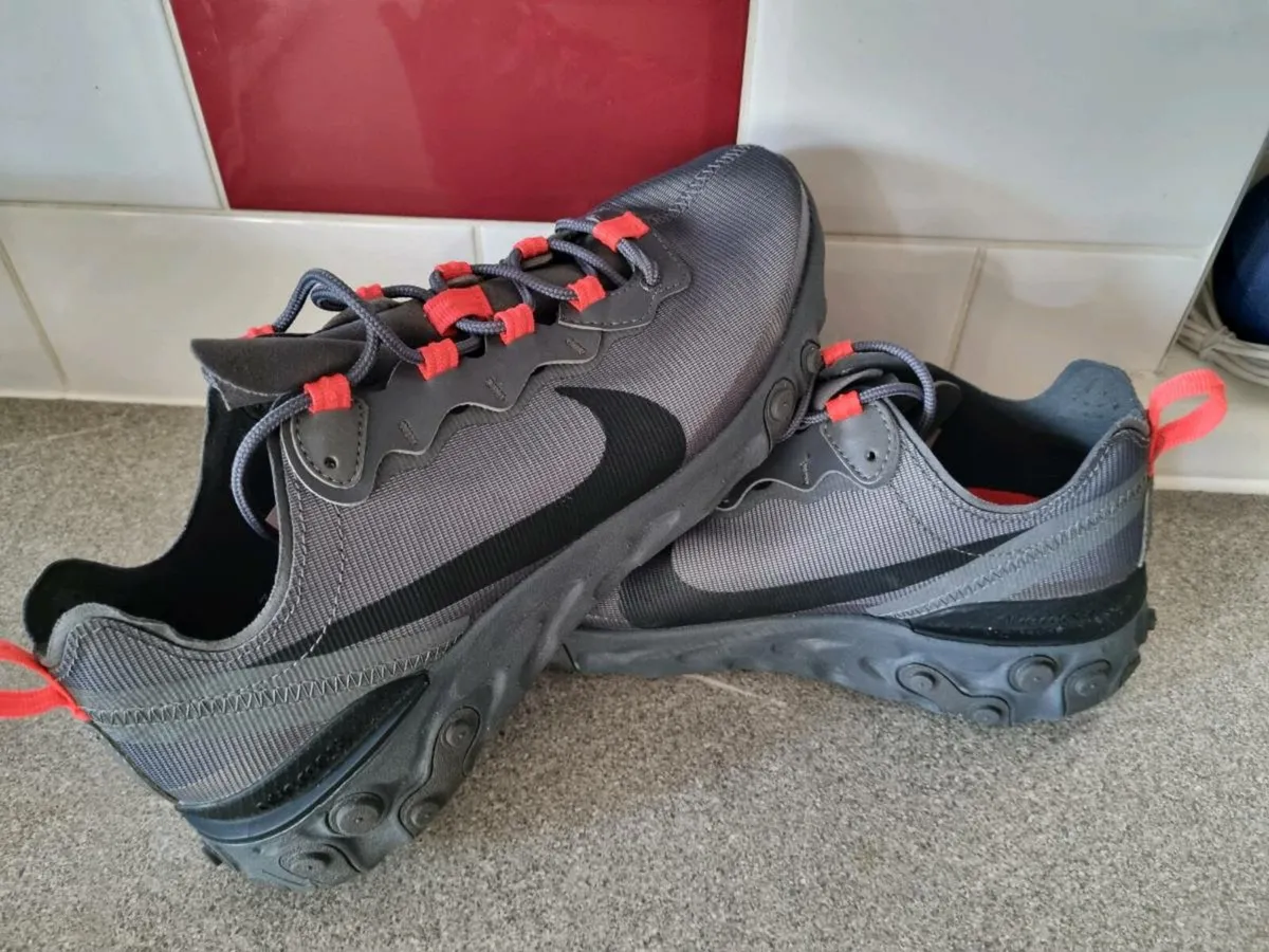 Nike runners - Image 1