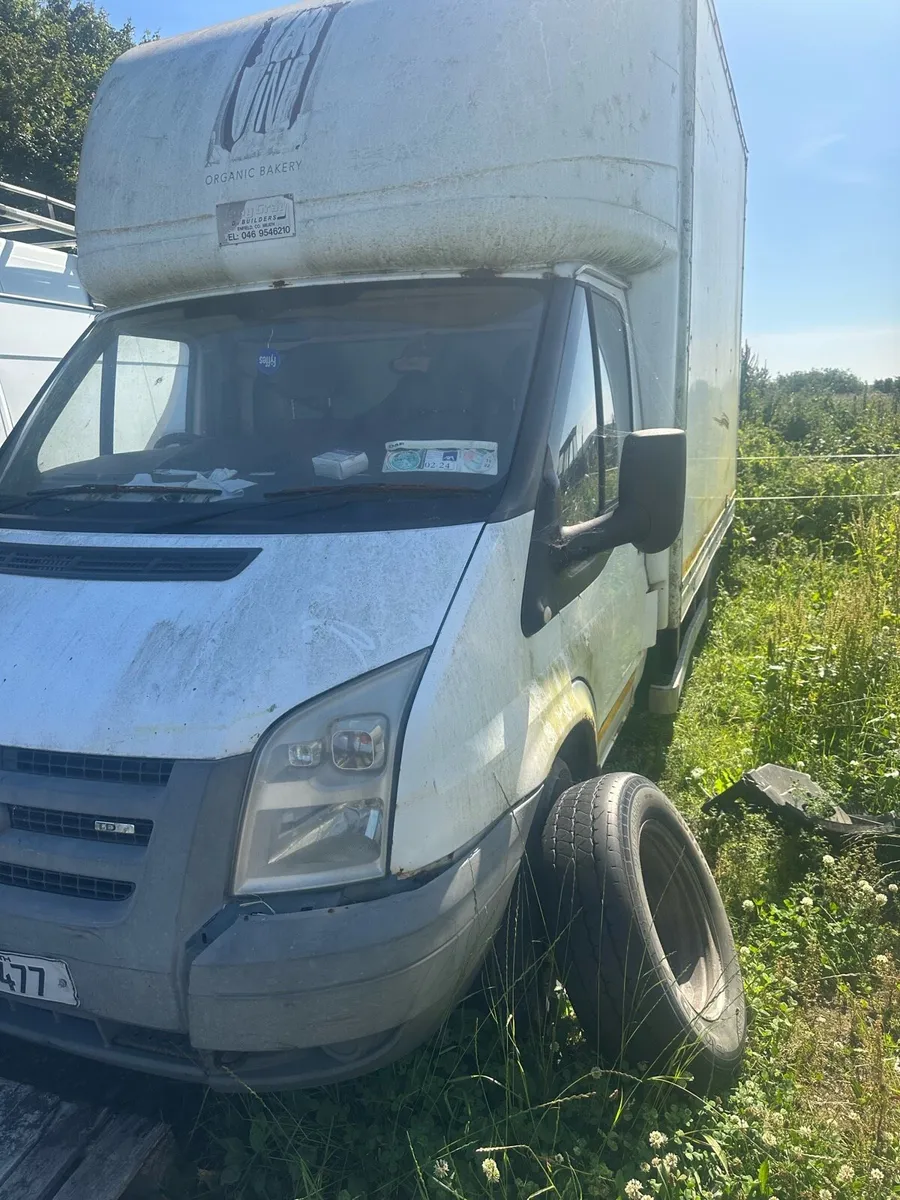 Ford transits for breaking , t350 twin axel 2.4 - Image 1