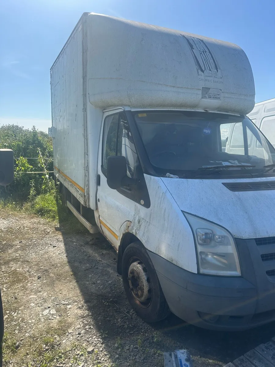 Ford transits for breaking , t350 twin axel 2.4 - Image 2