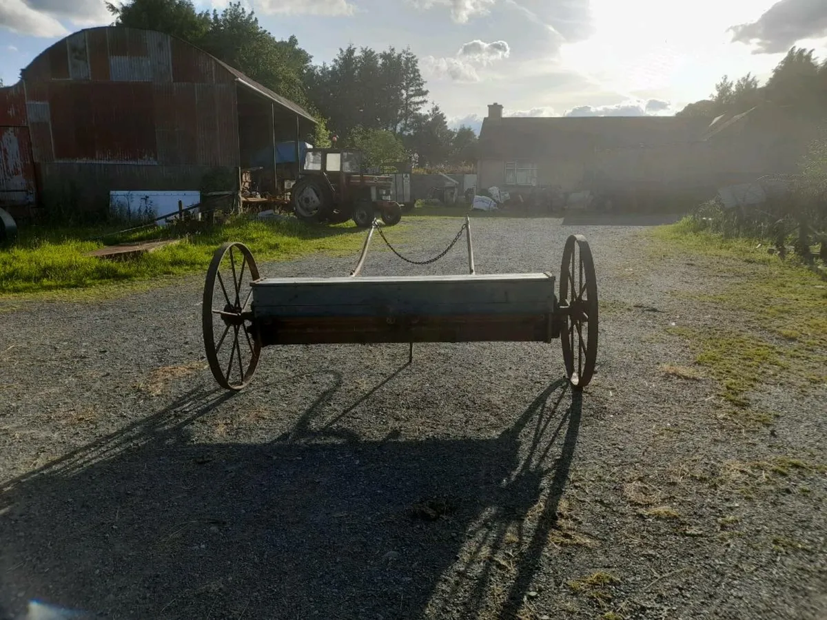 Vintage Fertilser Spreader - Image 3