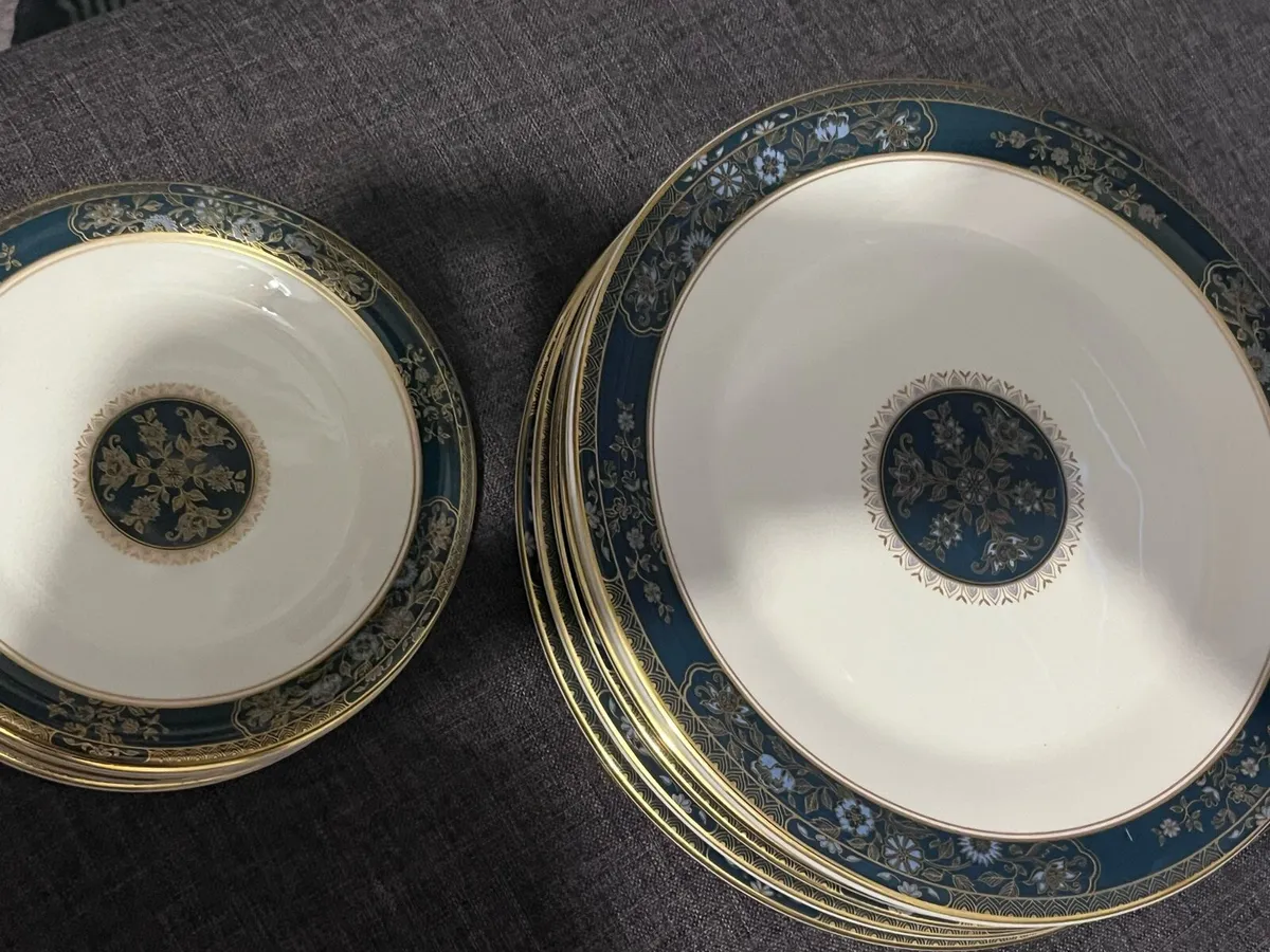 Plates - Image 1