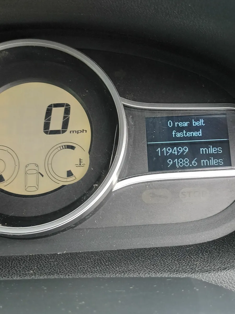 Renault Megane 2012 - Image 3