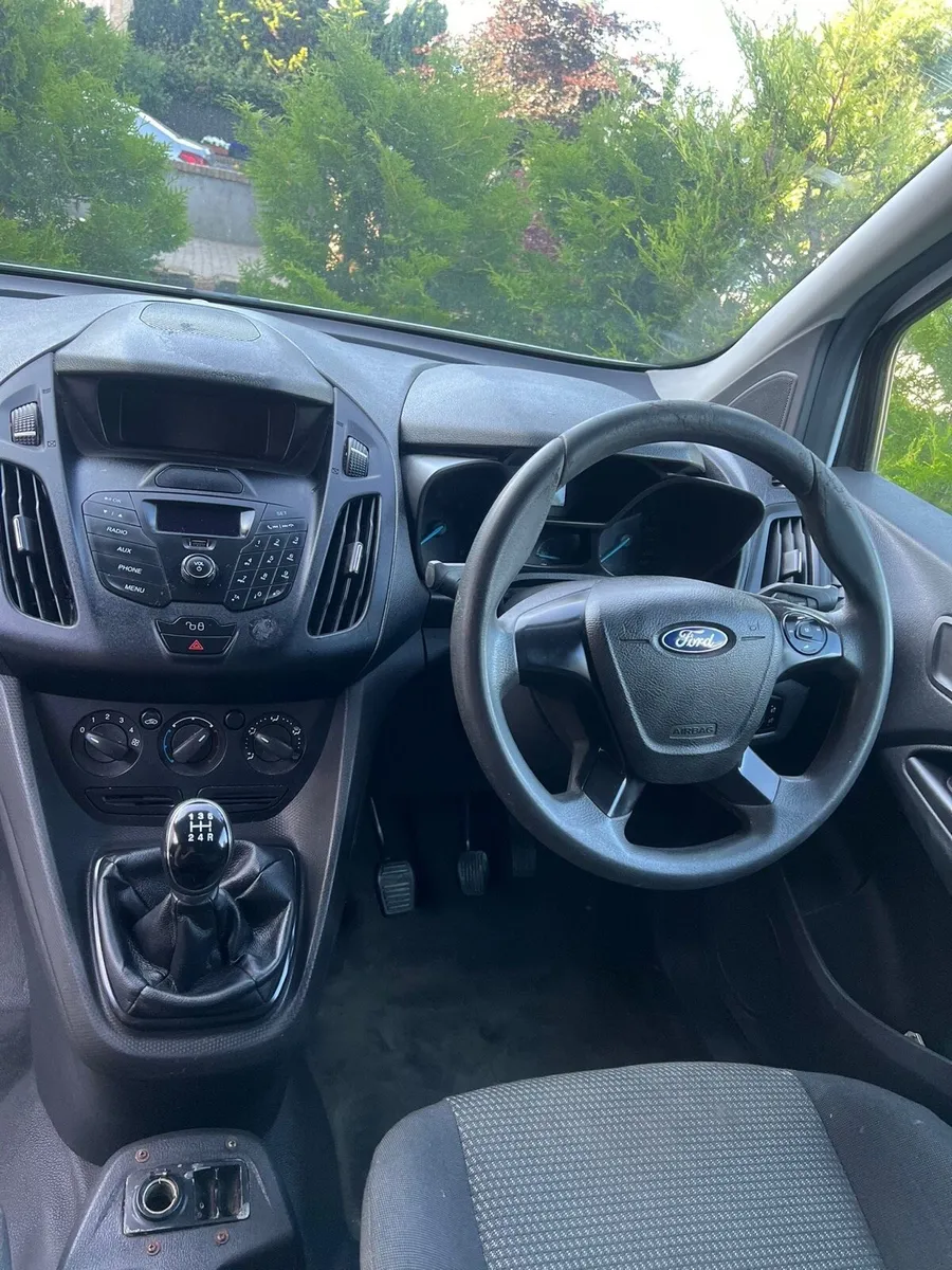 Ford Transit Connect - Image 3
