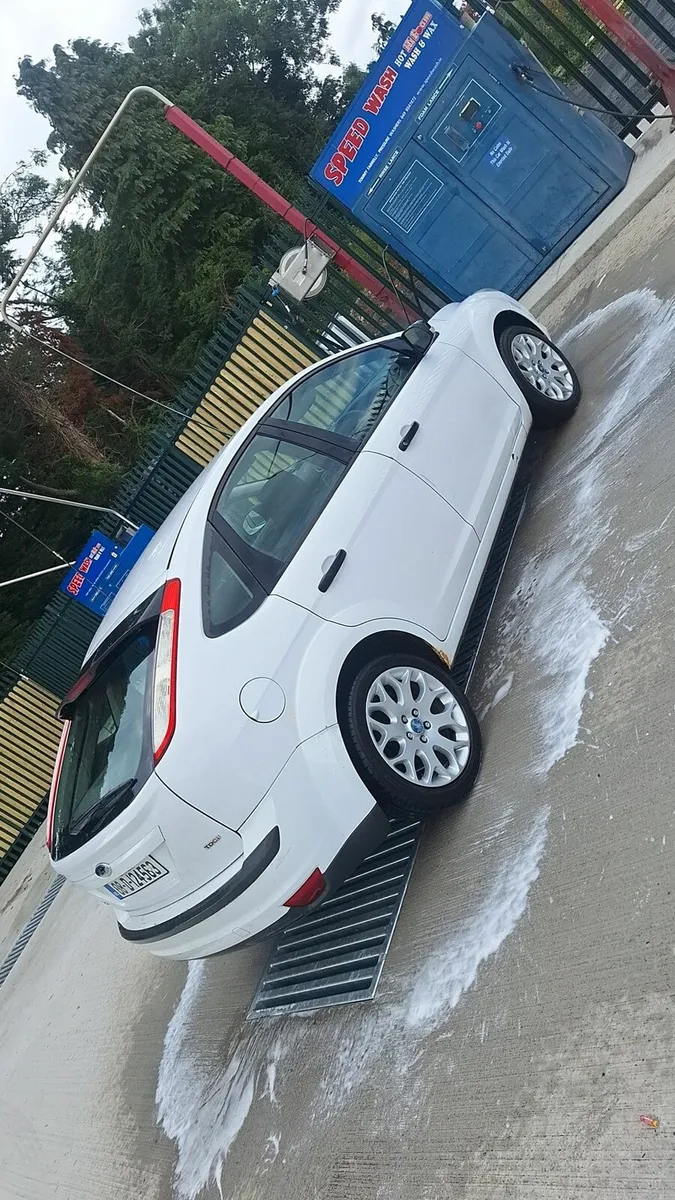 Ford Focus - Image 3