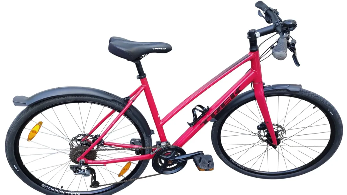 Trek FX 3 Hydraulic Disc Brakes - Image 4