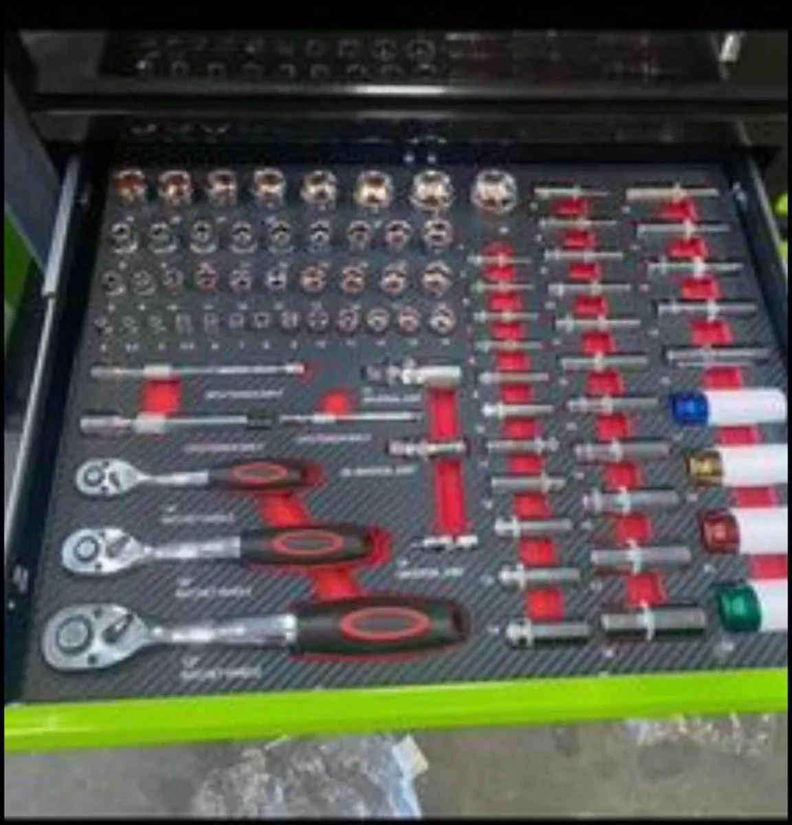 New 7 drawer tool trolley with  6 drawers of tools - Image 3