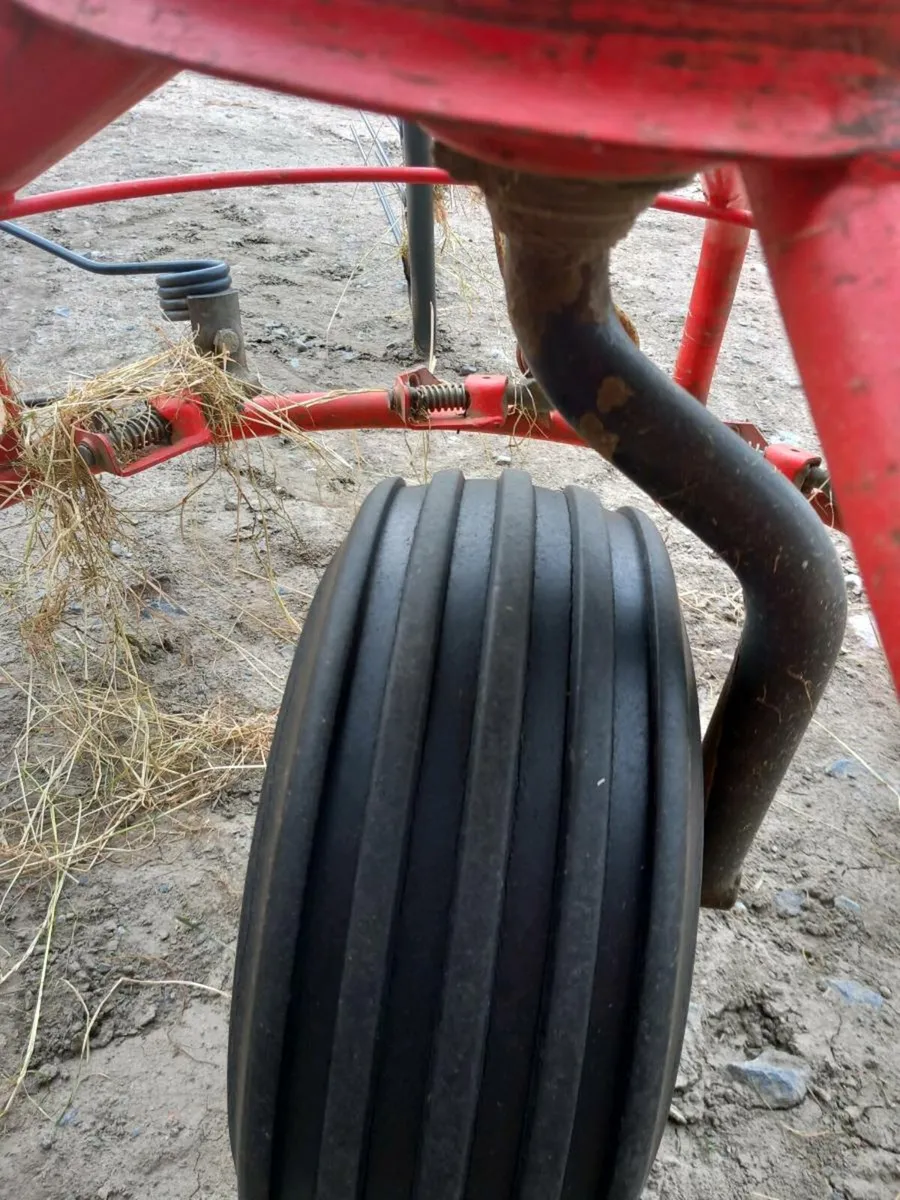 Kuhn haybob 300 - Image 4