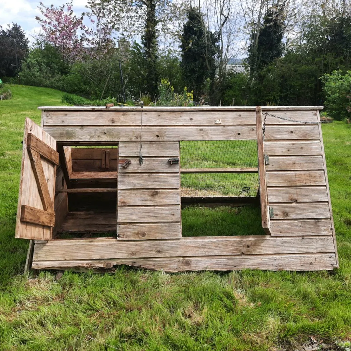 Chicken Coop - Image 1