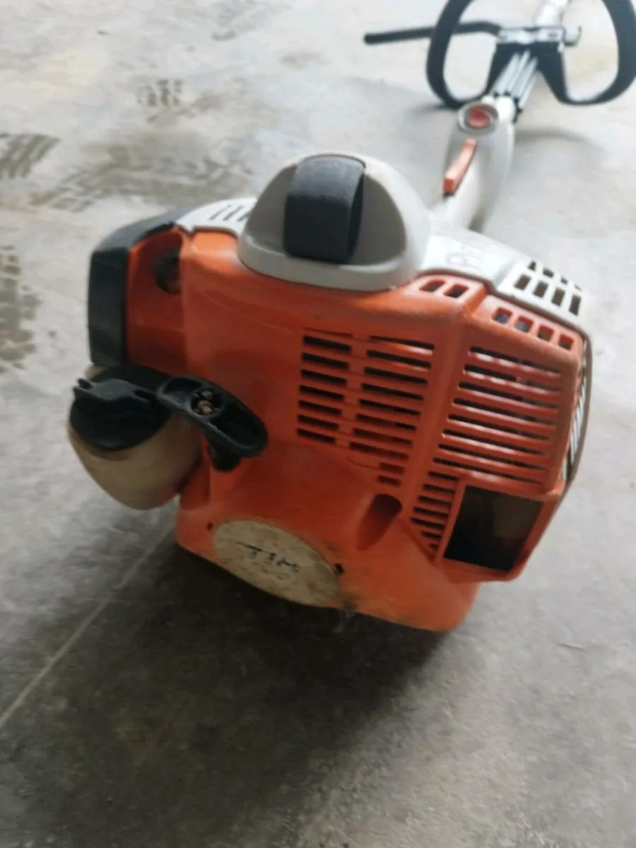 Hedge cutter - Image 1