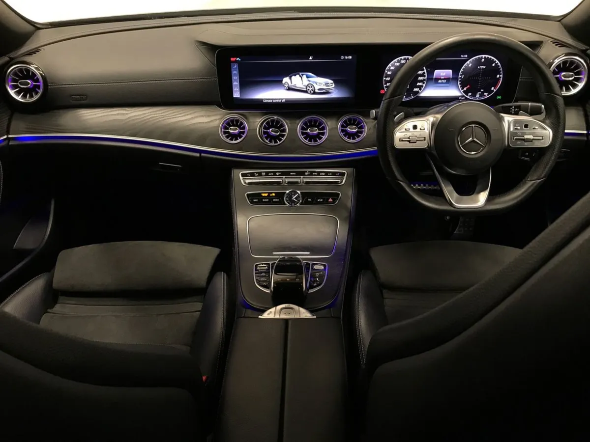 Mercedes-Benz E-Class E220 D Cabrio AMG Line - Image 4