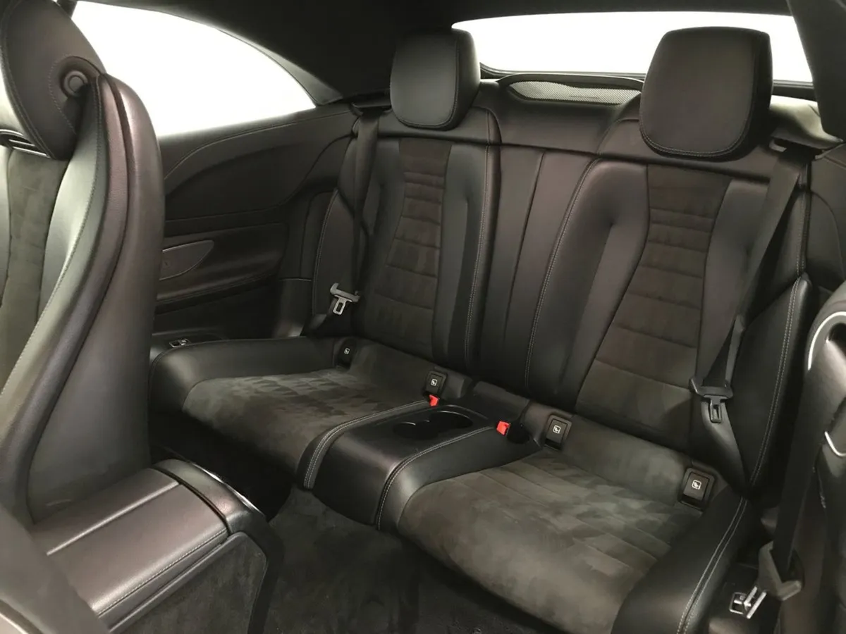 Mercedes-Benz E-Class E220 D Cabrio AMG Line - Image 4