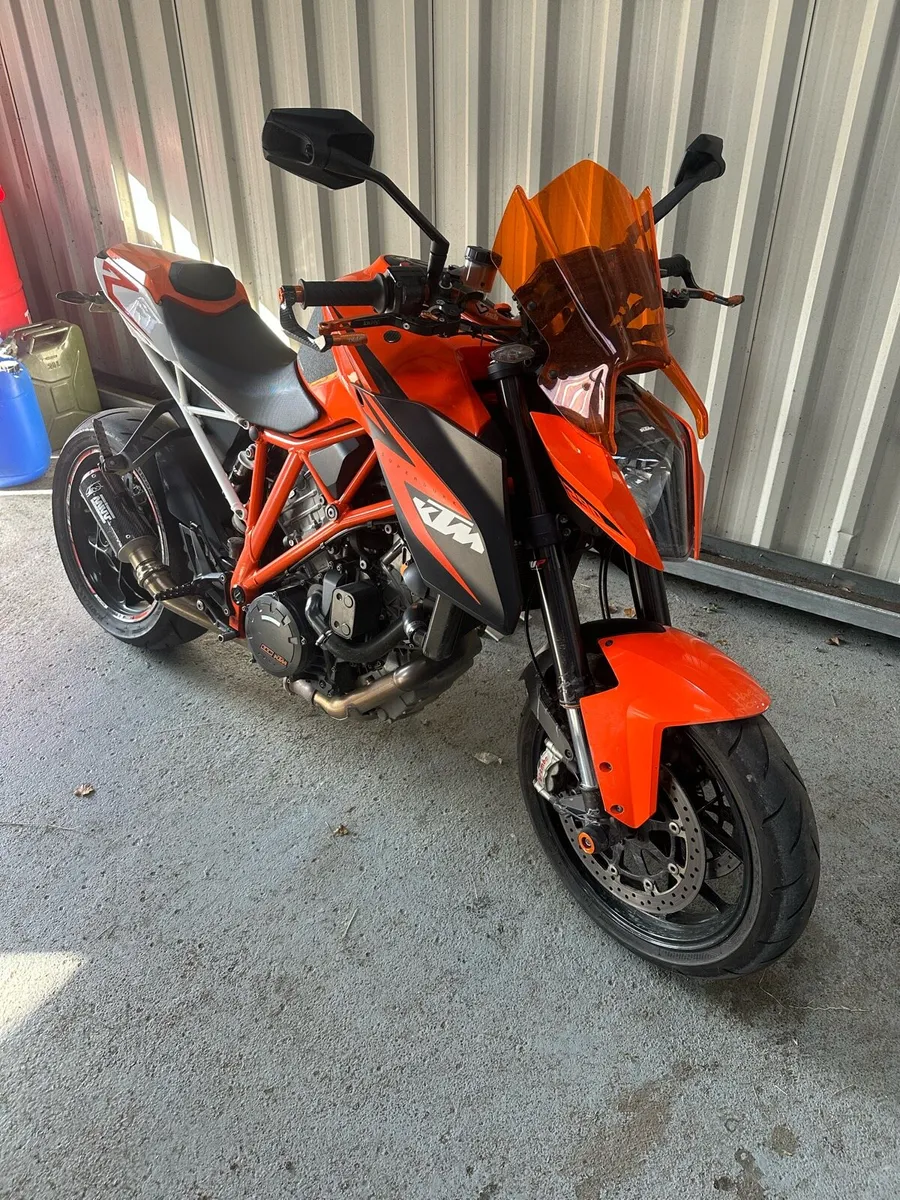 2016 ktm 1290 superduke r - Image 2