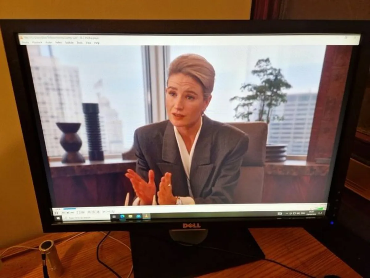 Dell i5 Desktop PC Bundle, 8GB RAM, 22" Monitor - Image 4