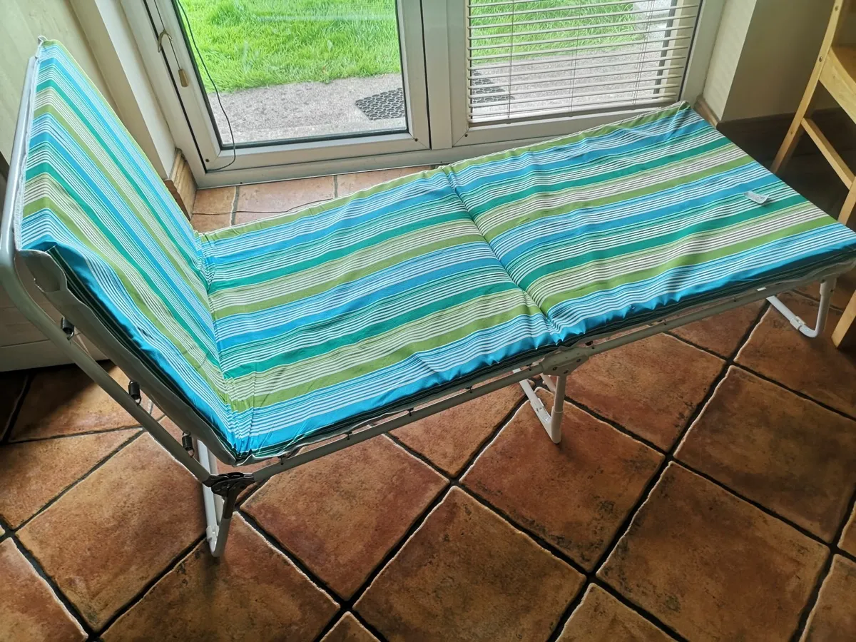 Sunlounger - Image 1