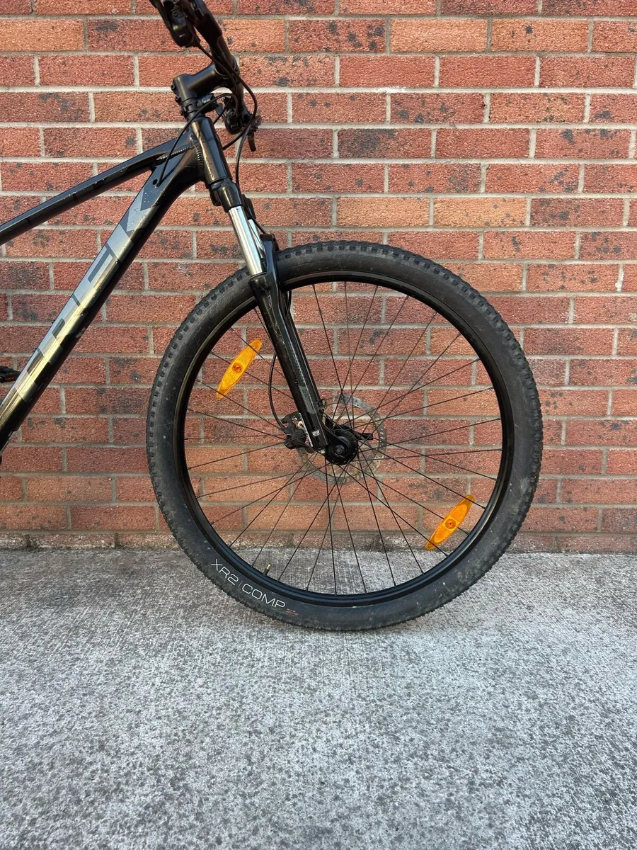 Trek Marlin 5 Mountain Bike - Image 4