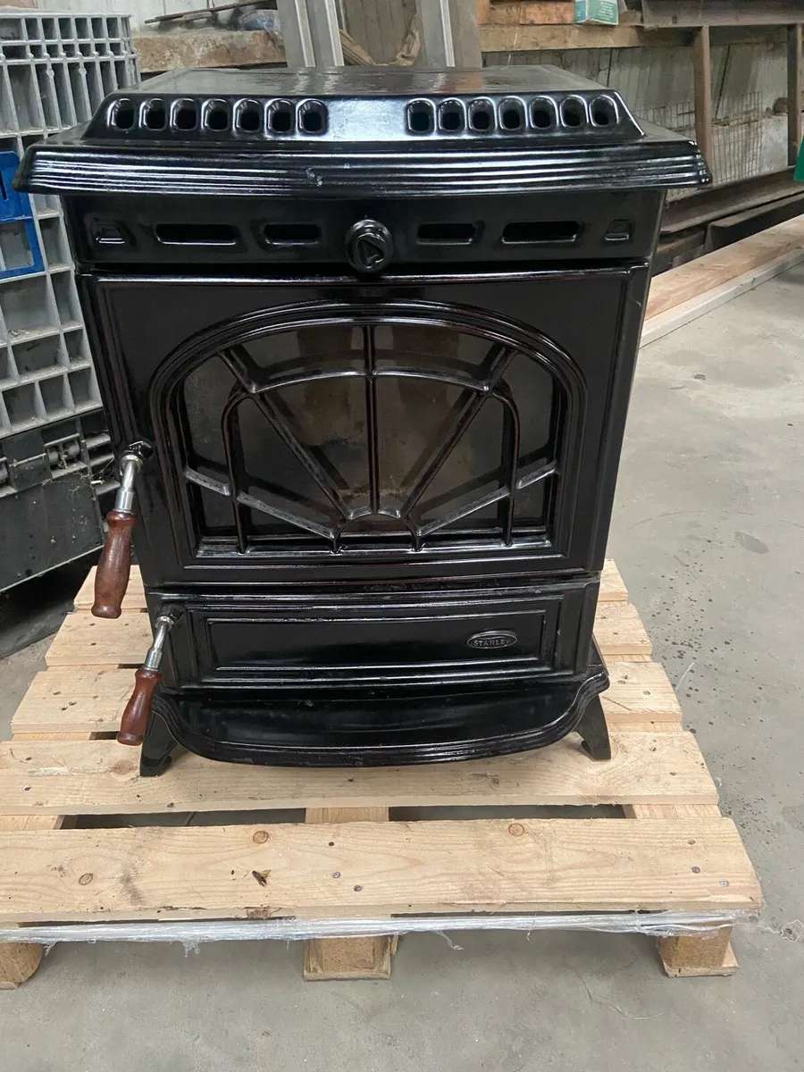 Stanley Erin stove - Image 1