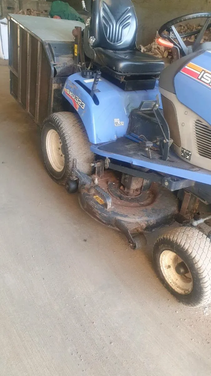 Iseki lawnmower Read Add - Image 3
