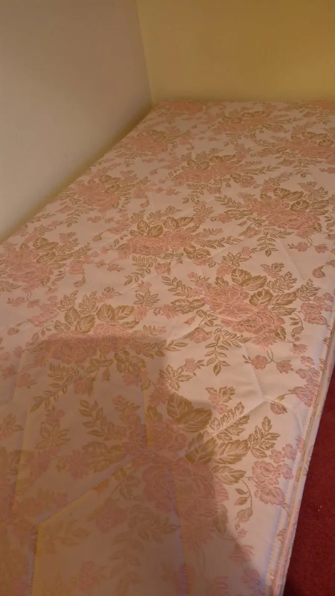 Bed - Image 4