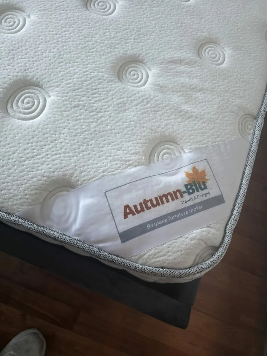 King size bed mattress - Image 1