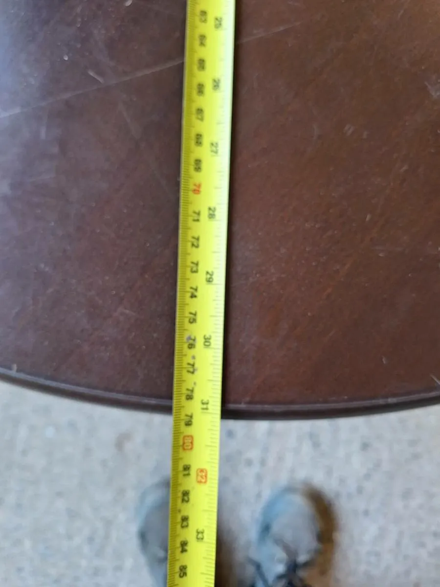 Round coffee table (DELIVERY) - Image 3
