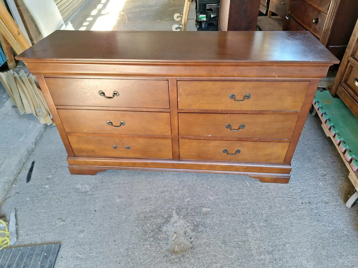 Good quality chest of 6 drawers (DELIVERY) - Image 1