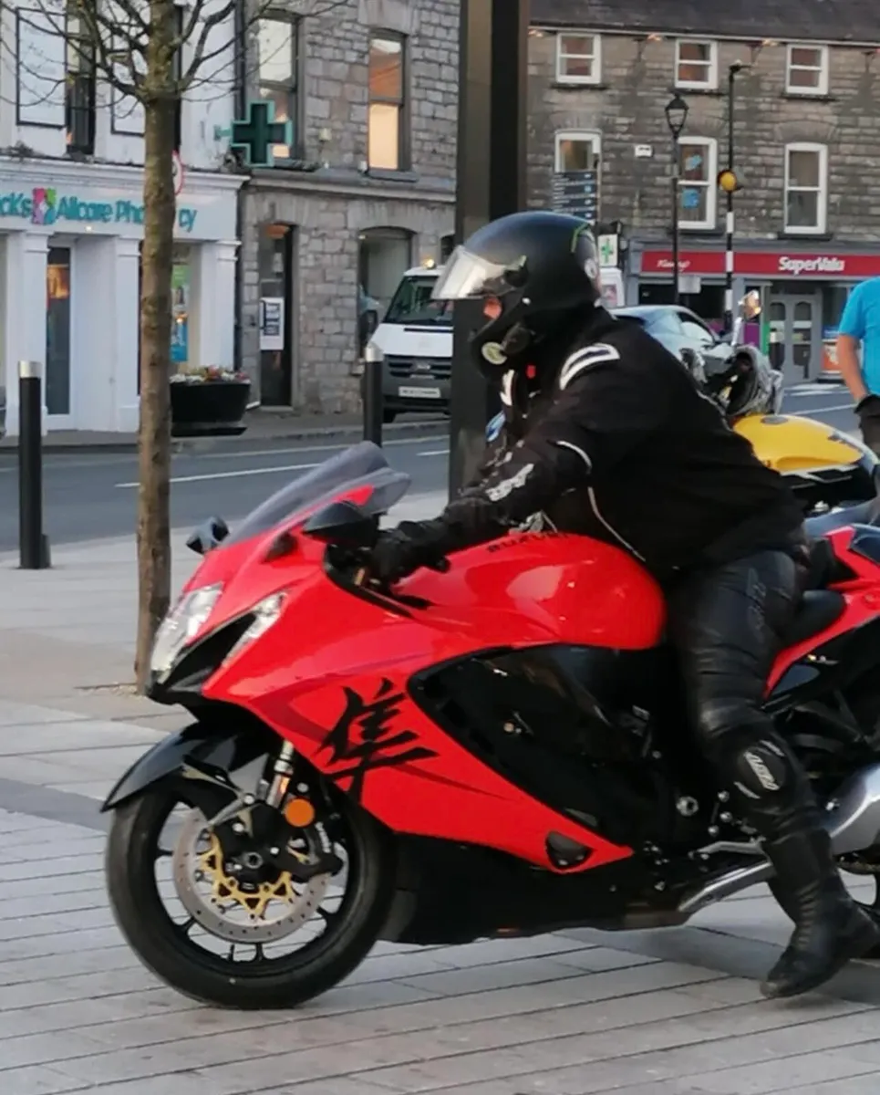 2024 Hayabusa 25th anniversary edition - Cash sale - Image 2