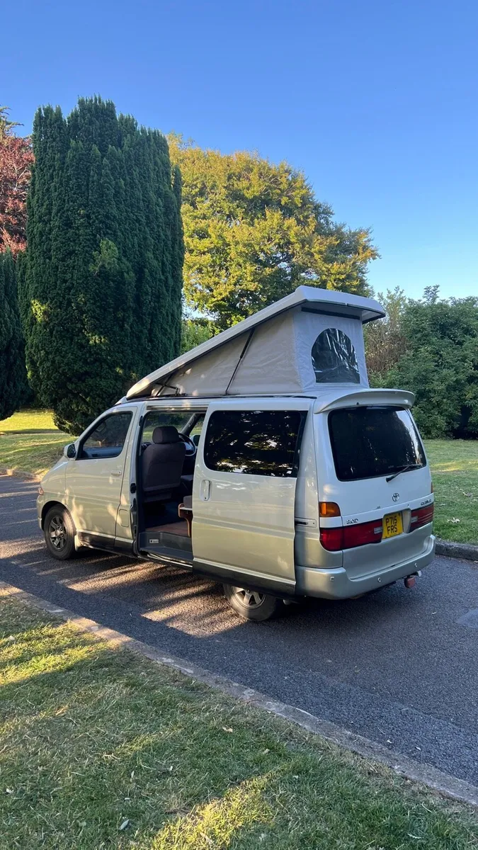Toyota Granvia - Image 2