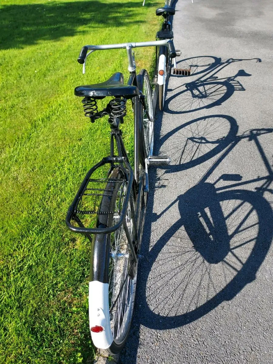 Vintage high nelly bicycles - Image 4