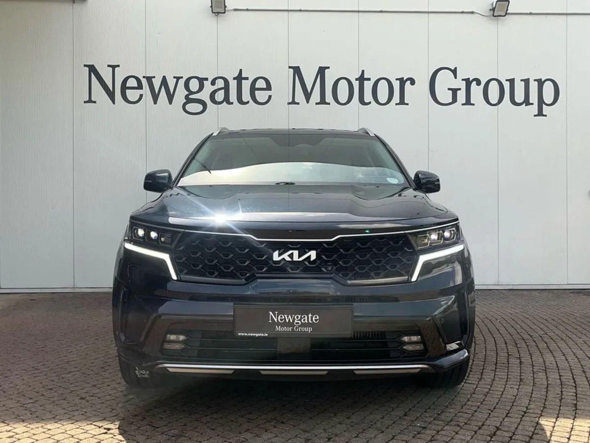 Kia Sorento K3 5P 5DR Auto - Image 2