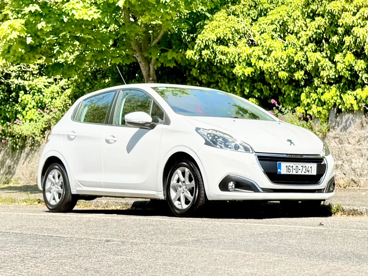 Peugeot 208 2016!!1.0L !! ONLY 45K MILES !! - Image 2