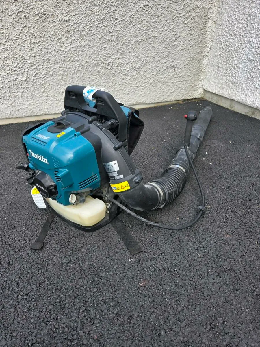 Makita EB5300TH Back Pack Leaf Blower - Image 2