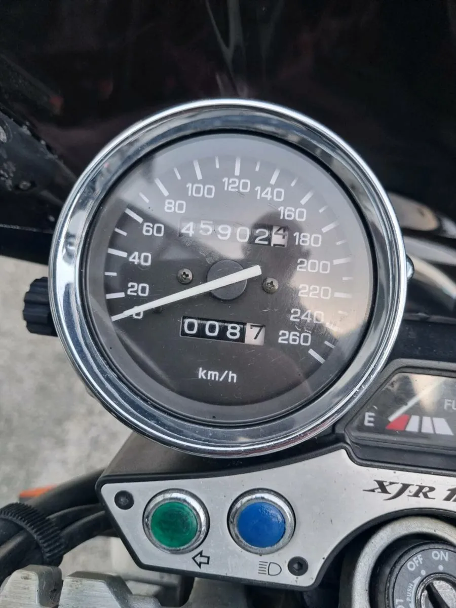 Yamaha xjr 1200 - Image 3