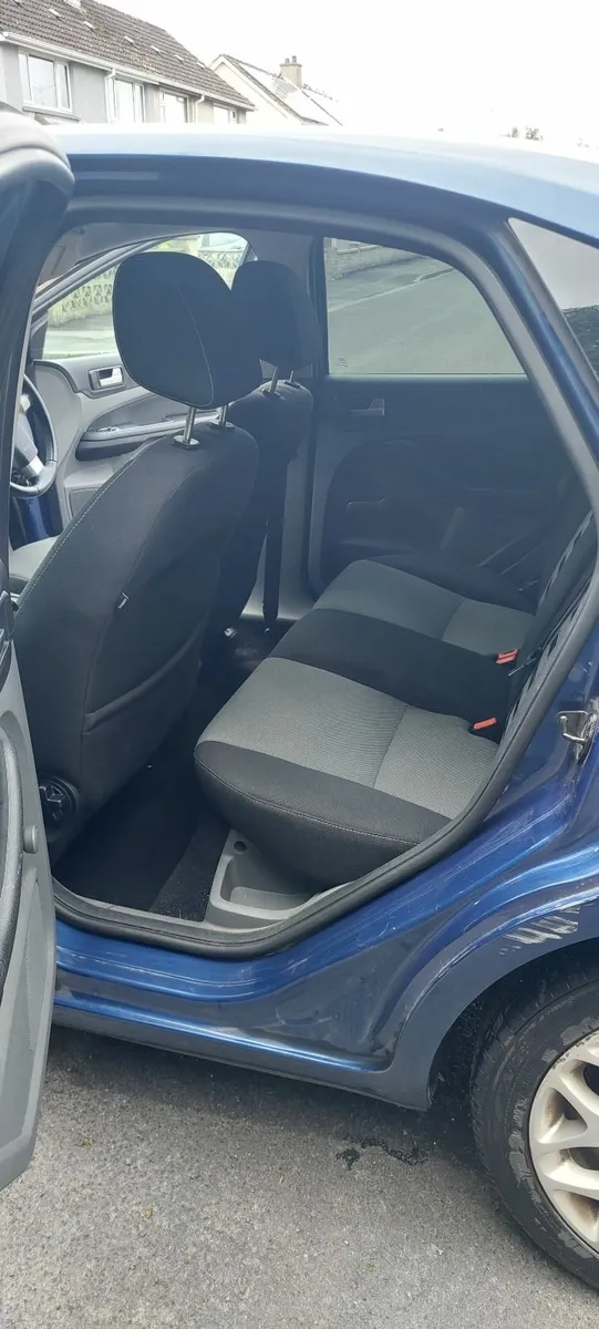 Ford Focus 2009 Zetec 1.6 NCT 08/25 Tax 07/25 - Image 3