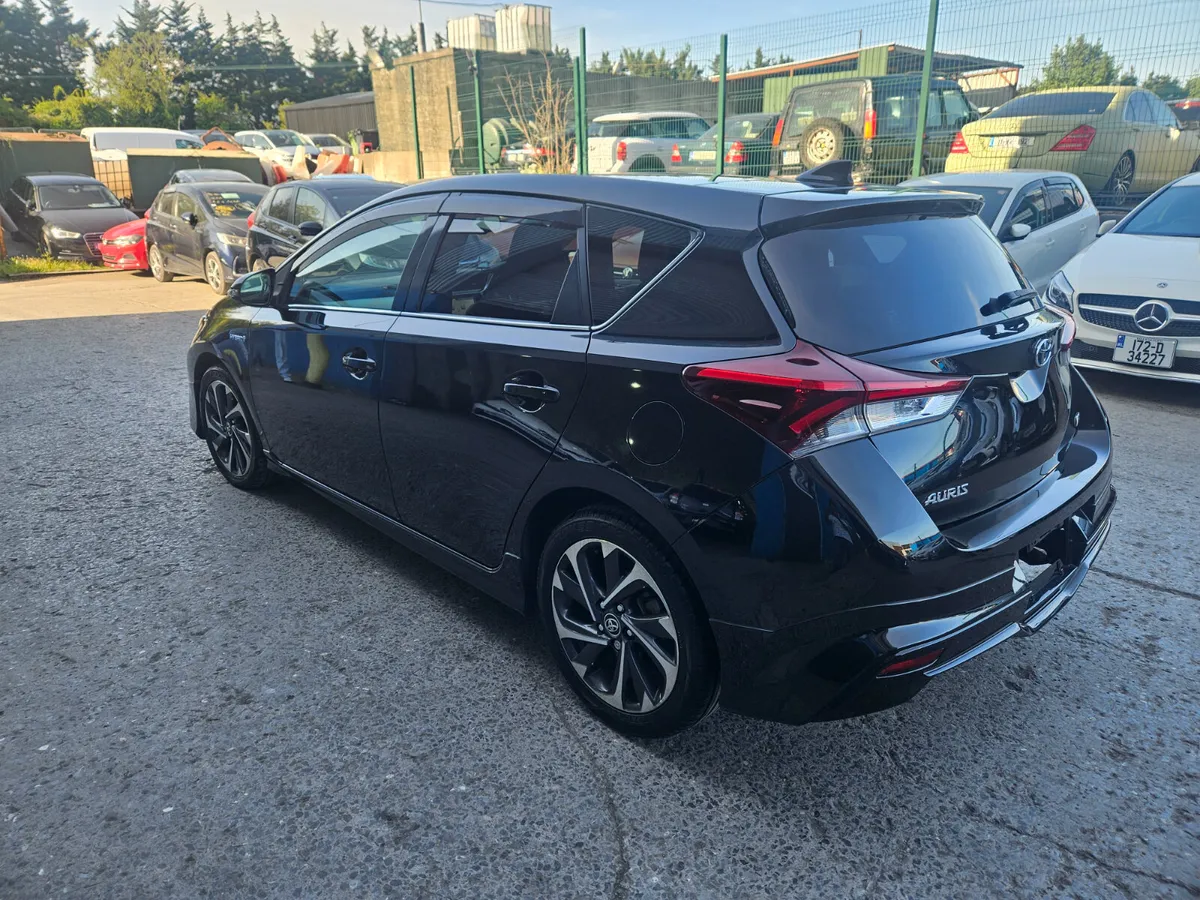 2016 Toyota Auris Hybrid /Modellista Spec - Image 4